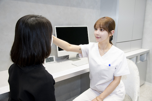 ピオーネビューティークリニック_小畑理紗医師
