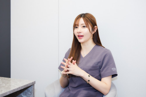 Plume Clinic_向山綾子医師