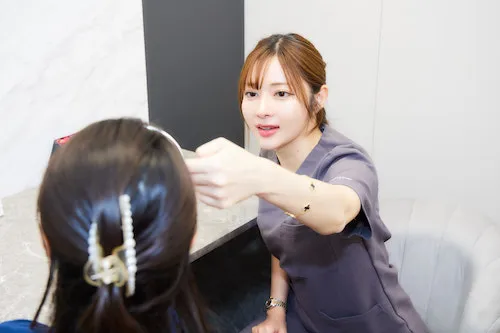 Plume Clinic_向山綾子医師