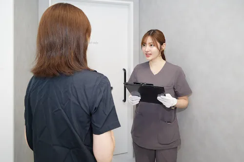 Plume Clinic_向山綾子医師