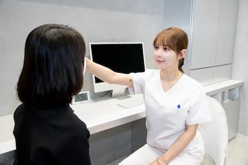 ピオーネビューティークリニック_小畑理紗医師