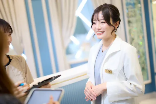 shion beauty clinic_橋本詩音医師_ミーティング