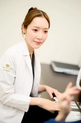 bellefeel clinic_武藤佳緒里医師