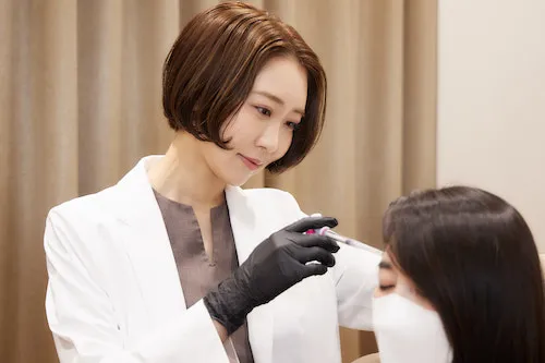 シノワクリニック_小松里帆医師